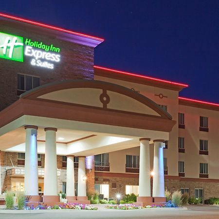 Holiday Inn Express & Suites Wausau By Ihg Weston Extérieur photo