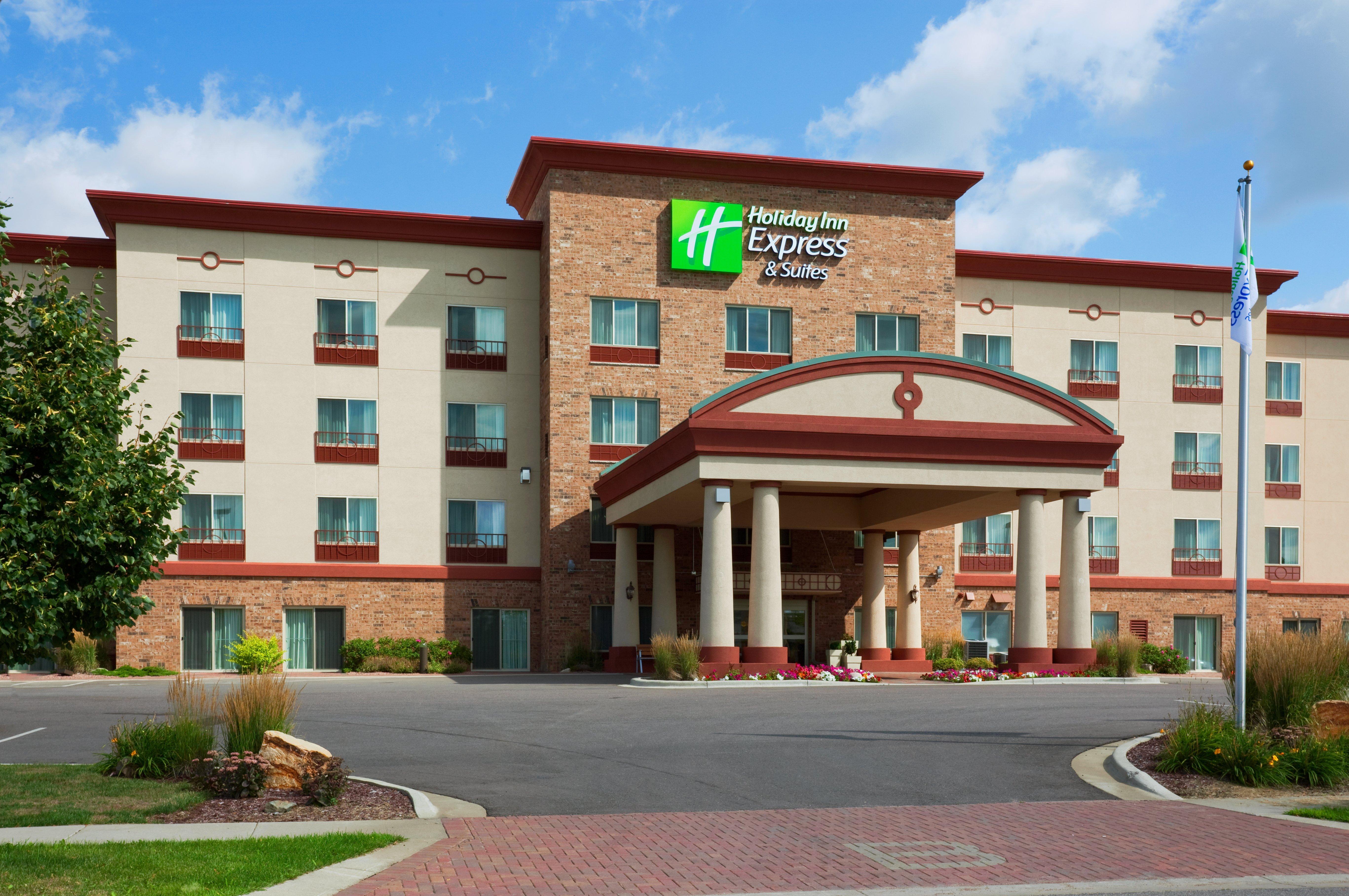 Holiday Inn Express & Suites Wausau By Ihg Weston Extérieur photo