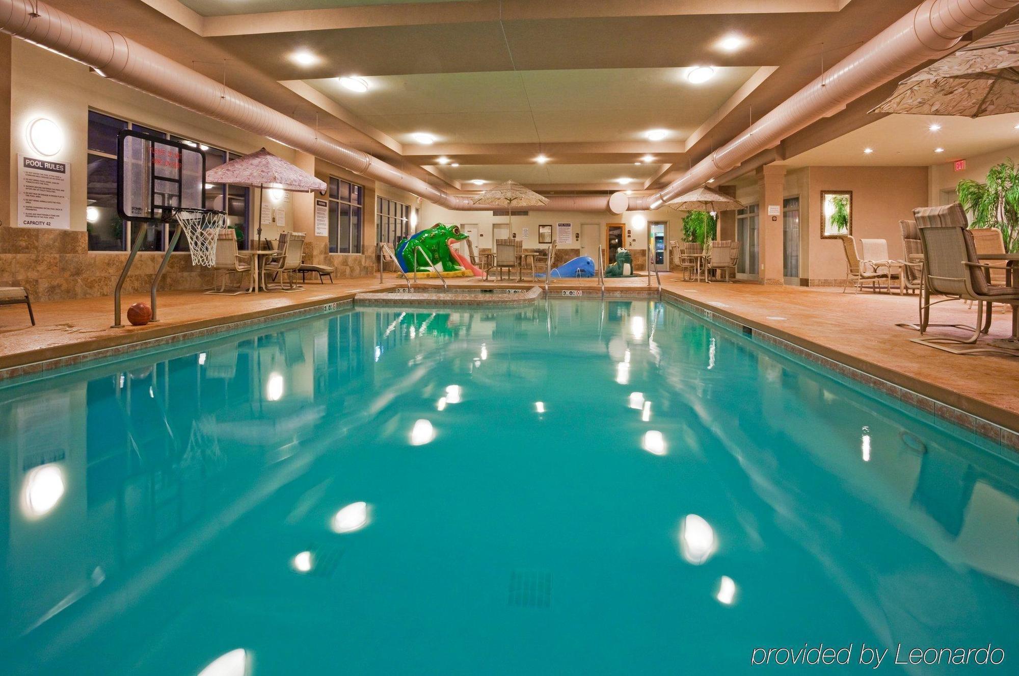 Holiday Inn Express & Suites Wausau By Ihg Weston Extérieur photo