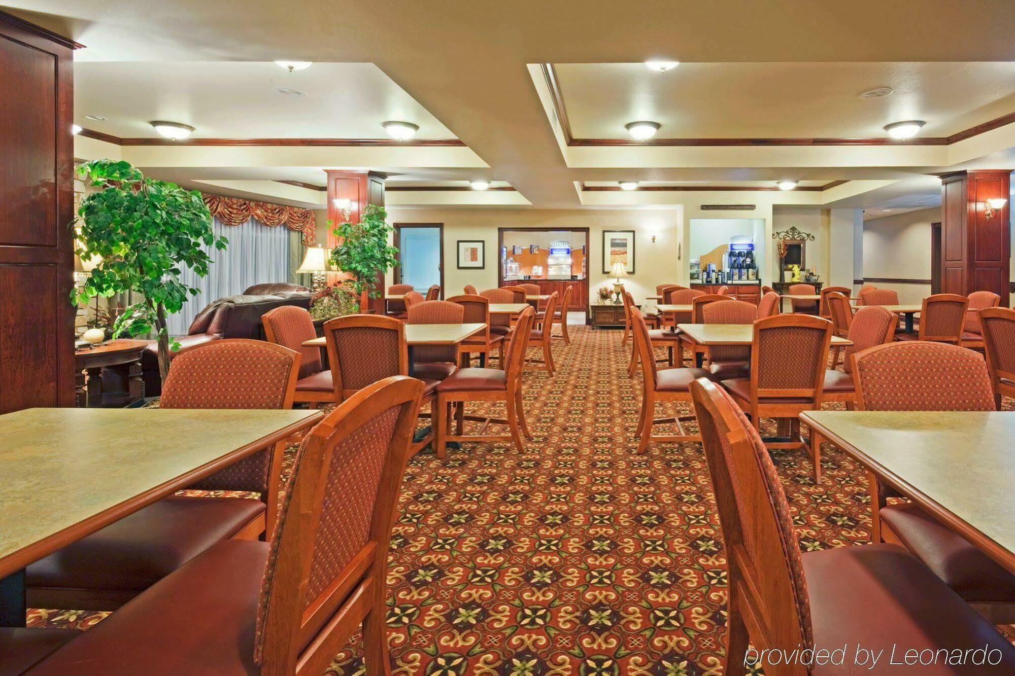 Holiday Inn Express & Suites Wausau, An Ihg Hotel Weston Extérieur photo