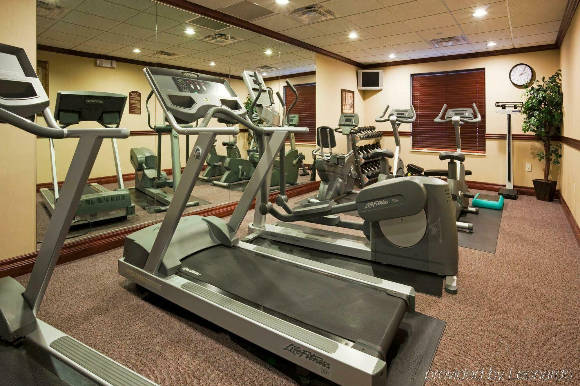 Holiday Inn Express & Suites Wausau By Ihg Weston Extérieur photo
